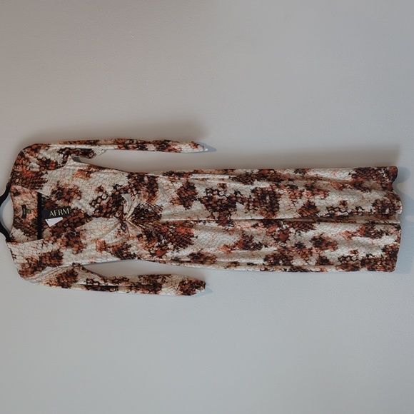 AFRM Zoey Front Slit Ruched Sleeve Midi Dress - Picture 1 of 6